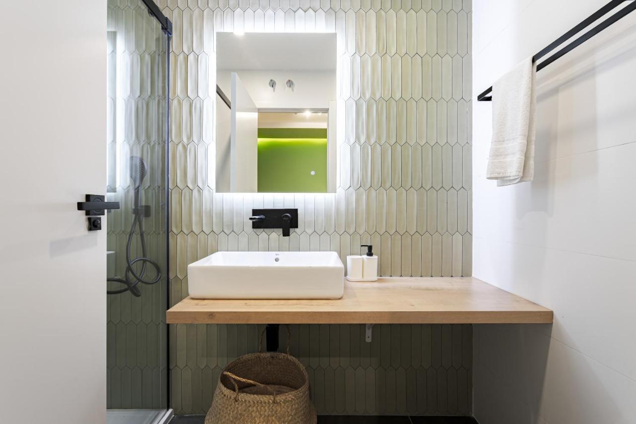 Vallecas Suites By Olala Homes Madrid Exterior photo