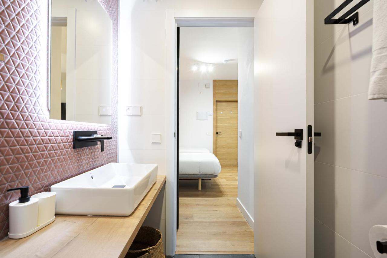 Vallecas Suites By Olala Homes Madrid Exterior photo