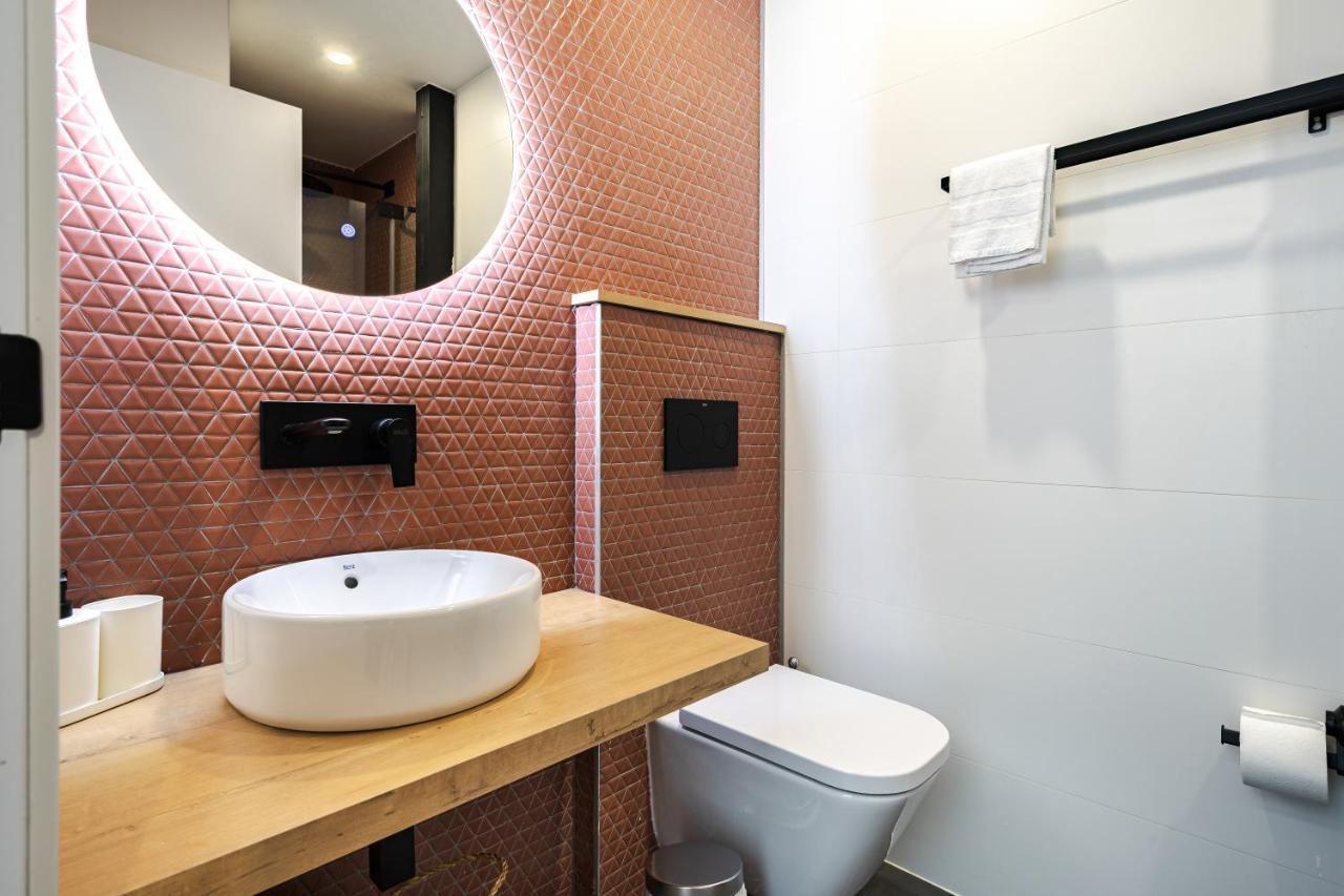 Vallecas Suites By Olala Homes Madrid Exterior photo